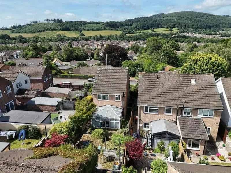 3 Bed Detached House For Sale Rogerstone