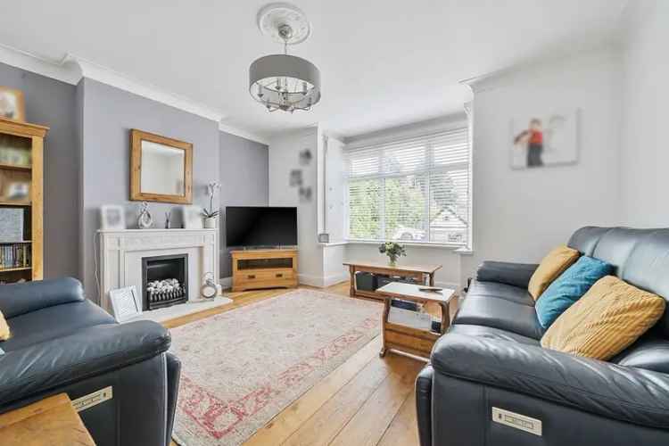 Spacious Family Home Near New Barnet Station
