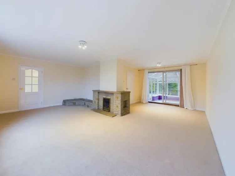 4 Bedroom Detached House to Rent