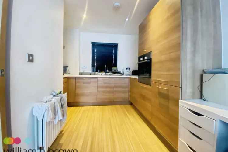 One Bedroom Apartment near Elizabeth Line Brentwood High Street