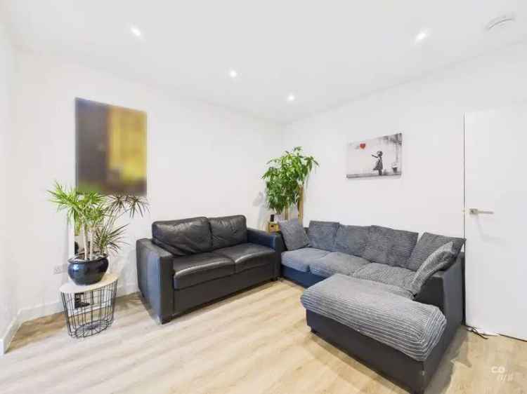 3 Bedroom HMO House Multiple Occupation Near Brighton University