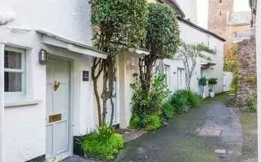 House For Sale in South Hams, England