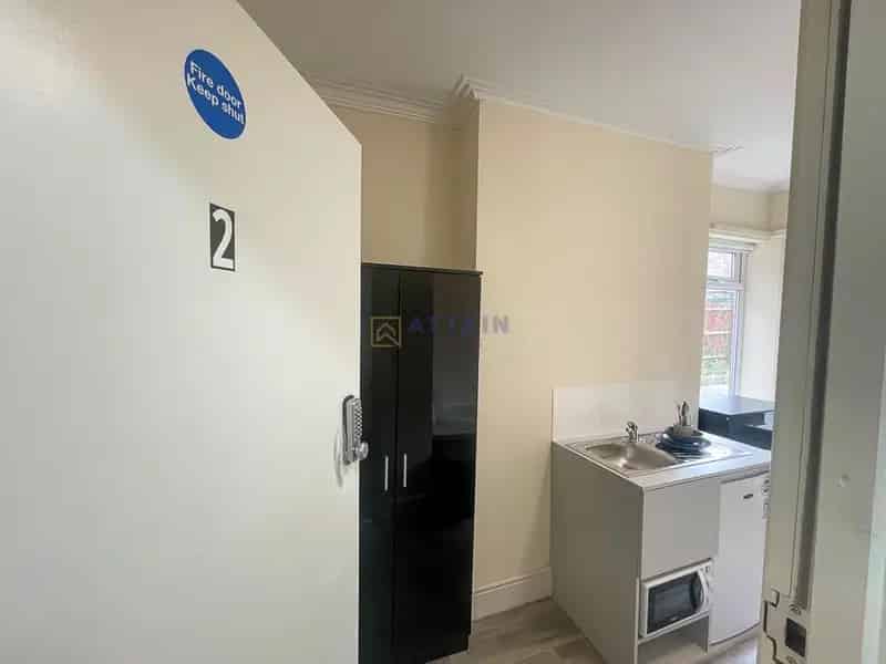 1 Bedroom House Share Near Royal Derby Hospital Bills Included