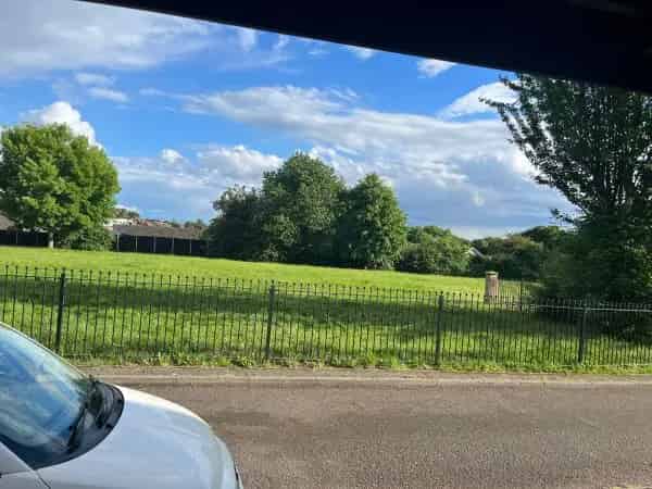 Semi Detached House Near Brentwood High Street