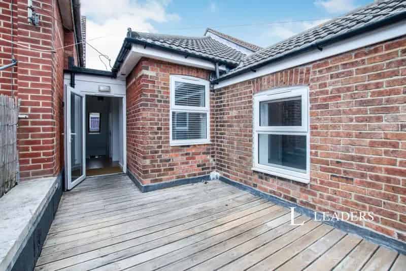 2 Bedroom Flat No Deposit Option Available Now