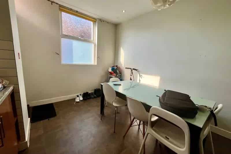 1 Bedroom Furnished House Share Hyde Park LS6 Available Now