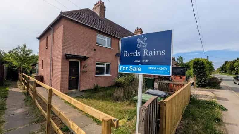 3 Bedroom End Terrace House For Sale Offenham Worcestershire