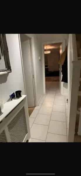 Beautiful 2 Bedroom Home with Woodland Park Access