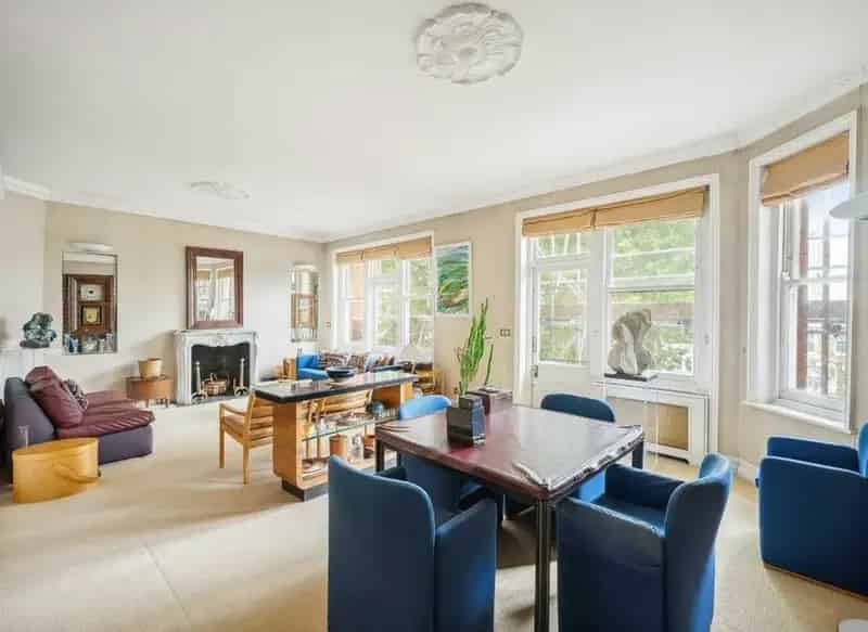 2 Bedroom Apartment Chelsea Share of Freehold 1200sqft Balcony