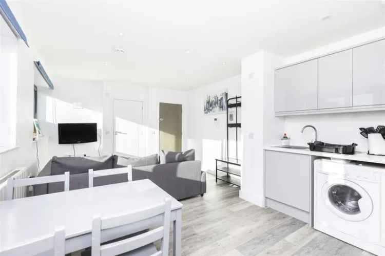 1 Bedroom Flat near Bournemouth Pier Beach Town Centre