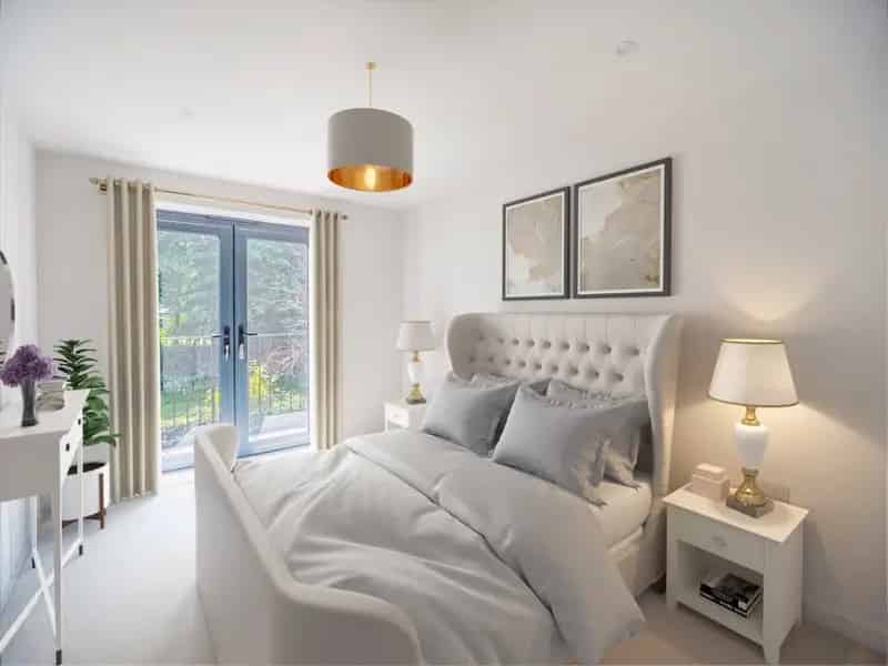 5-Bedroom Townhouse West Mews High Spec Finishes Private Parking