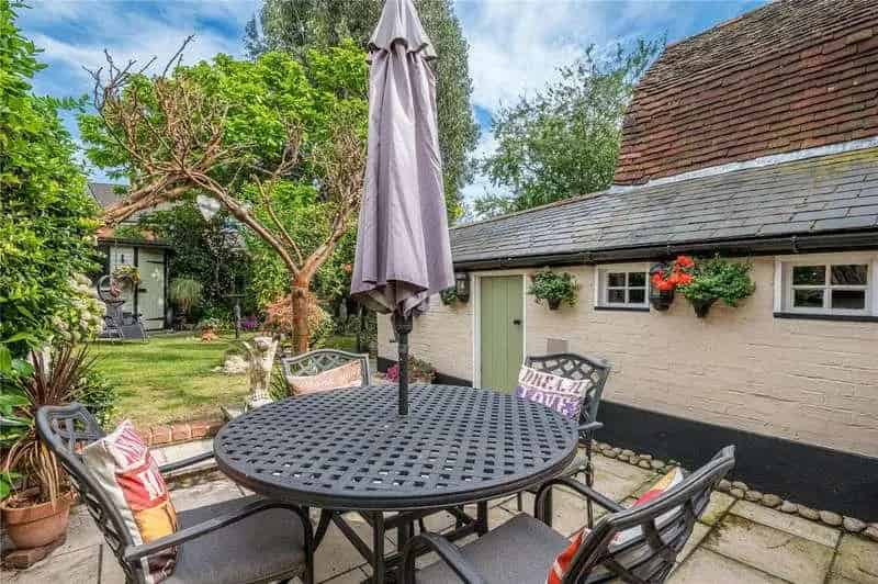 3 Bed Grade II Listed Cottage For Sale