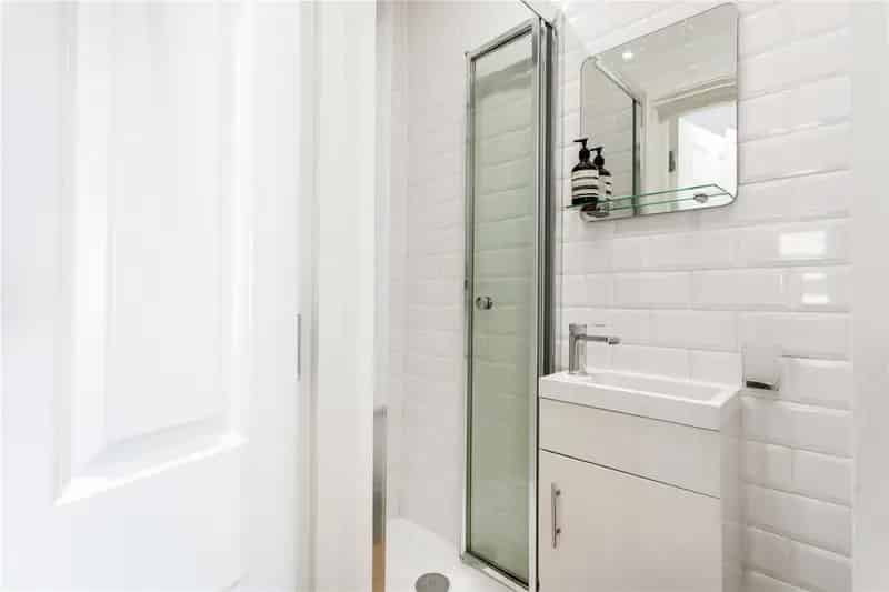 1 Bedroom Flat in London - Chain Free