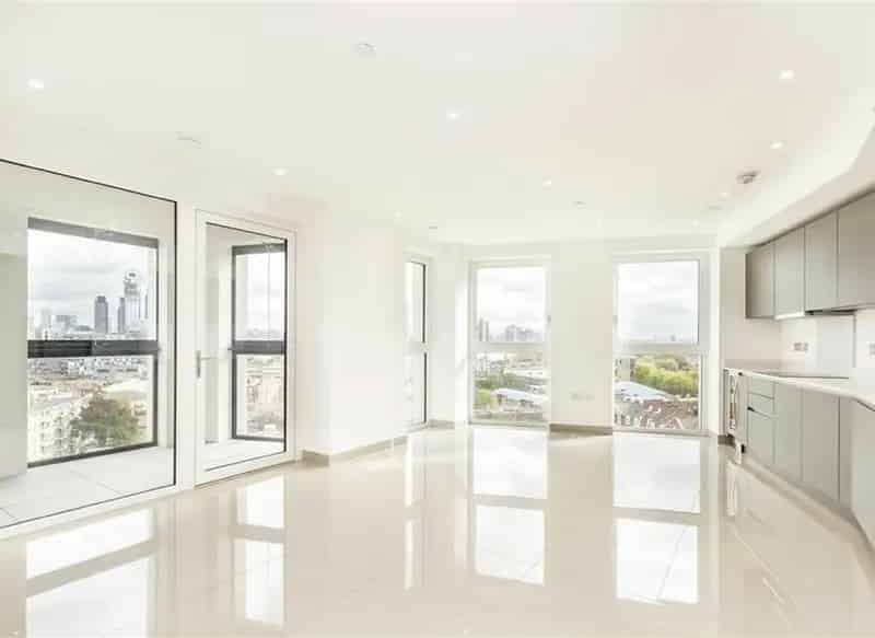 Two Bedroom Apartment with Winter Garden and Great Views