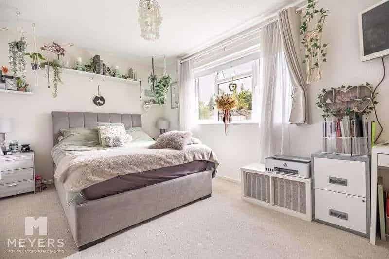 2 Bed House for Sale Near Bournemouth & Poole