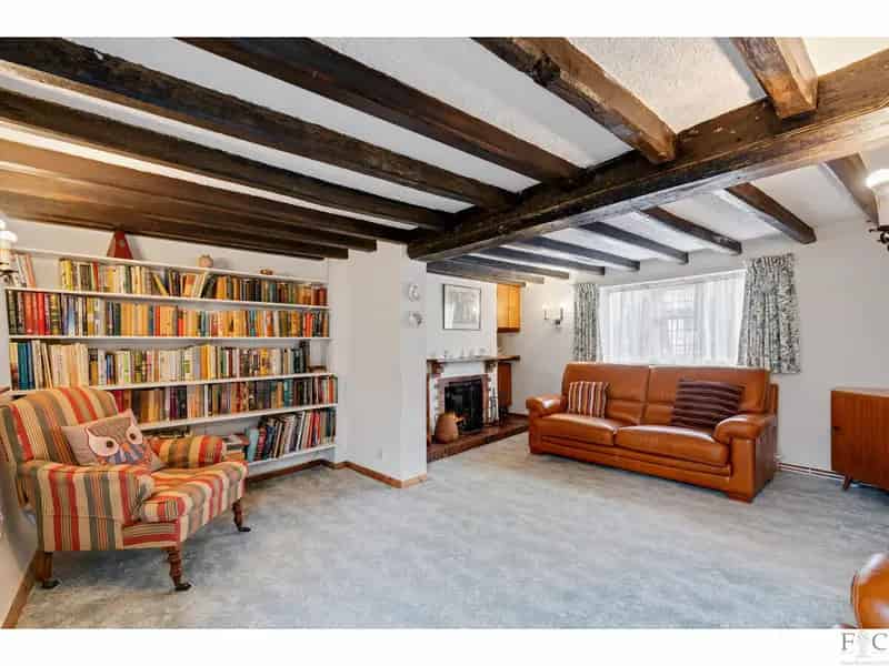 Grade II Listed 4 Bedroom Cottage for Sale Leicester