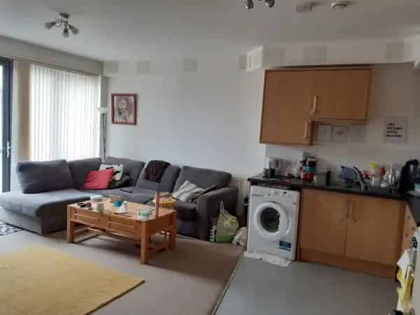 New Build Flat - Ideal for Single Occupant