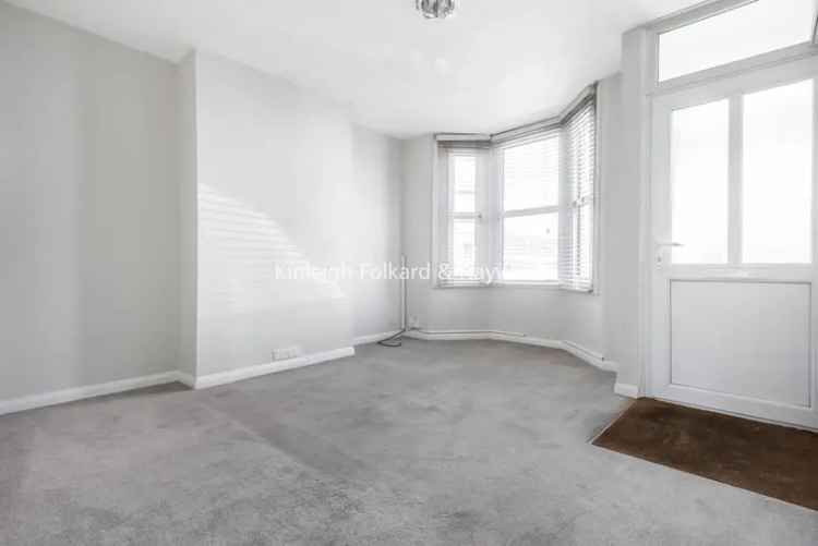 Two Double Bedroom House For Rent Sunny Garden Available End April