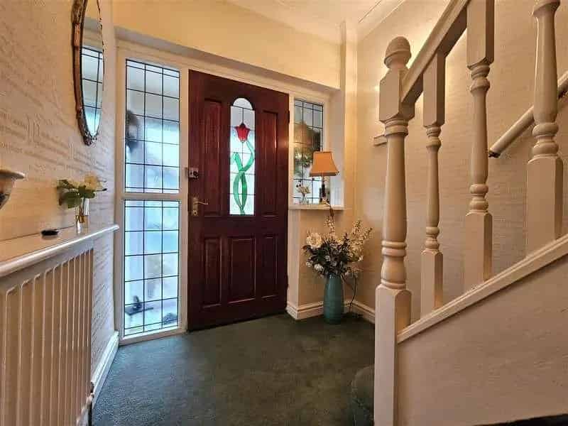 3 Bed Semi-Detached House For Sale Solihull