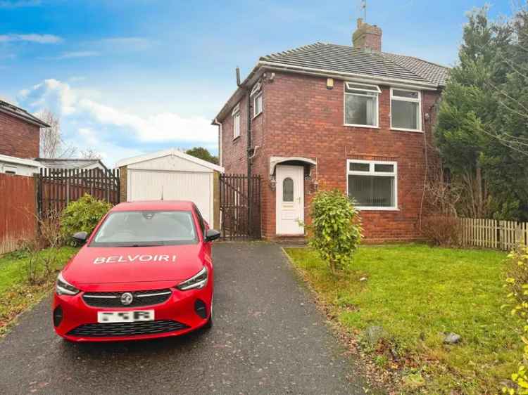 Semi-detached house For Rent in Dudley, England