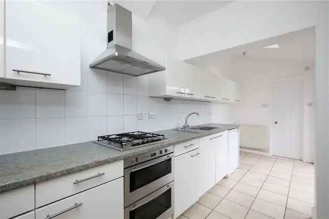 Terraced House for Sale in Wimbledon Village SW19