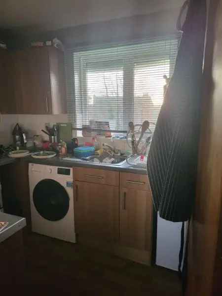 Flat For Rent in Charnwood, England