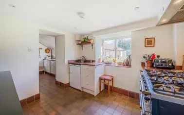 Grade II Listed 3-Bed Detached House with Outbuilding Potential