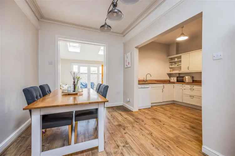 3 Bedroom End Terrace House to Rent