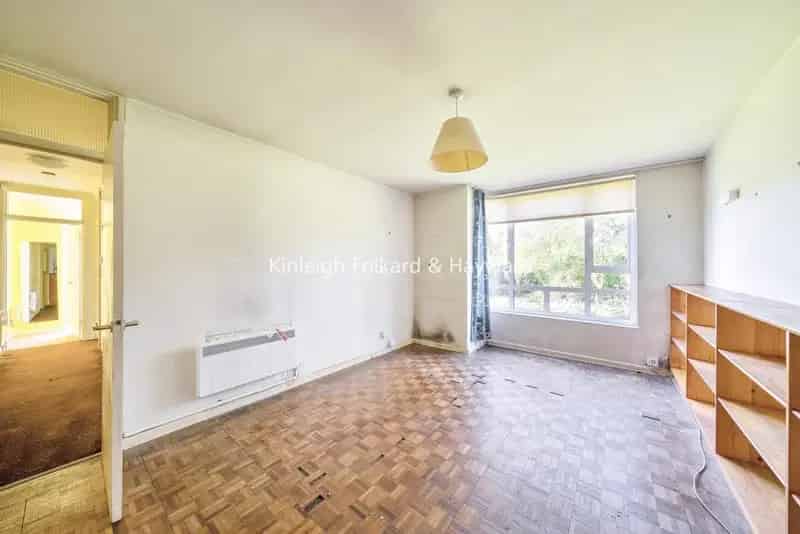 House near Alexandra Palace Park and Muswell Hill Broadway