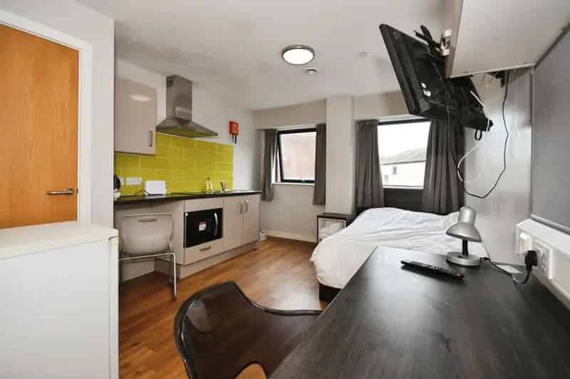 Sheffield City Centre Studio Flat - High Rental Potential