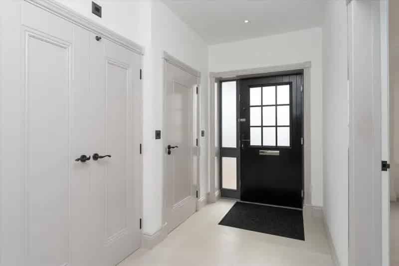 2 Bedroom Detached House for Sale in Cheltenham
