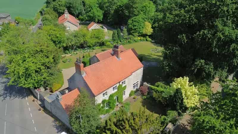4 Bedroom Detached House Firbeck Character Property