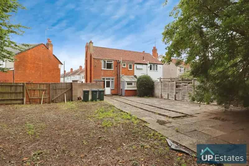 3 Bedroom Semi Detached House For Sale No Upward Chain Large Corner Plot