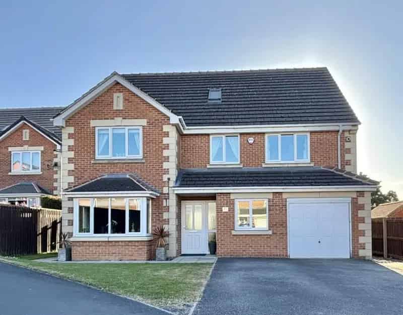 5 Bedroom Detached House for Sale in Higham Barnsley