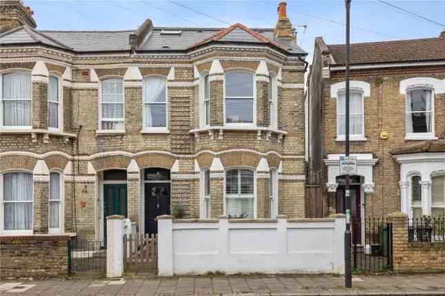 5 Bedroom Victorian House for Sale in London SW2