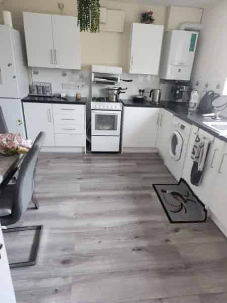 2 Bedroom Bungalow Exchange Buy to Right Option Wood Flooring