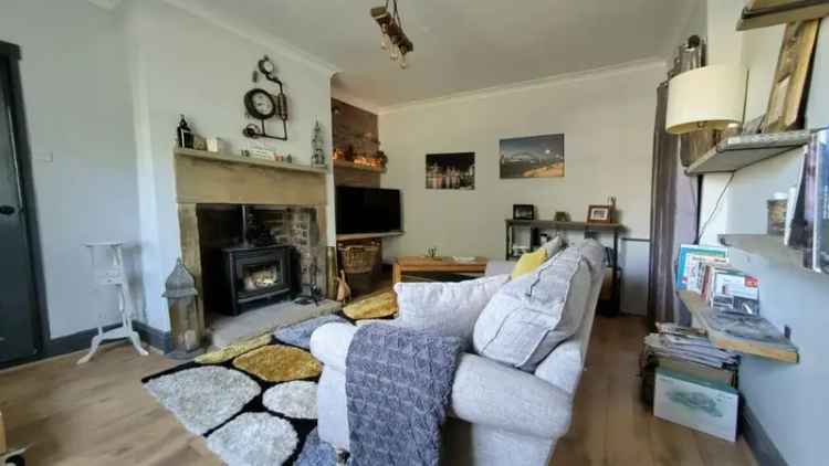 2 Bedroom Grade II Listed Cottage For Sale