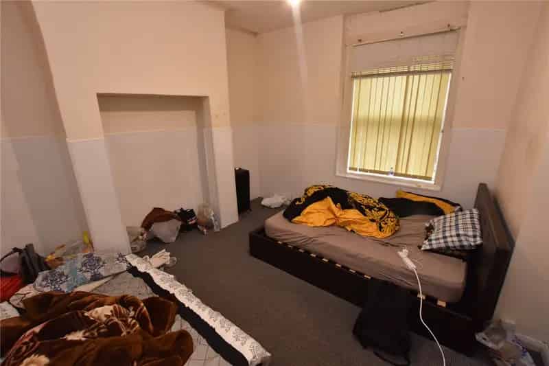 Two Duplex Apartments High Rental Income Investment Opportunity