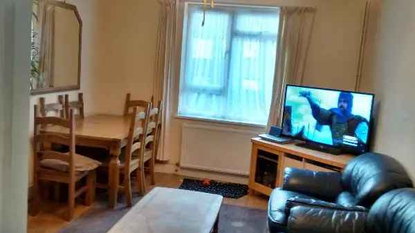 House For Rent in Glasgow, Scotland