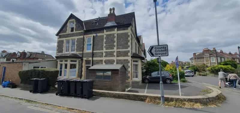 12 Bed Student House All Bills Included Bristol