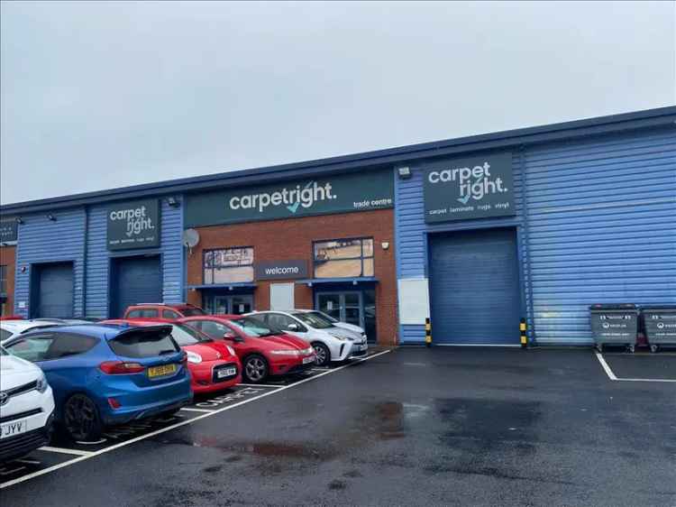 Ashford Trade Centre Warehouse - 6m Eaves, Loading Door, Parking