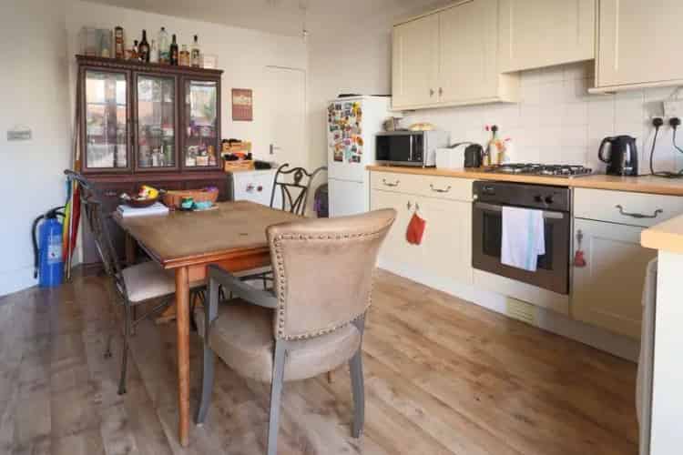 2 Bed Flat for Sale in Canterbury City Centre