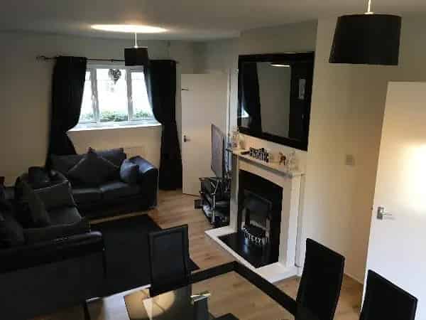 3 Double Bedroom Family Home with Sea Views and Garden