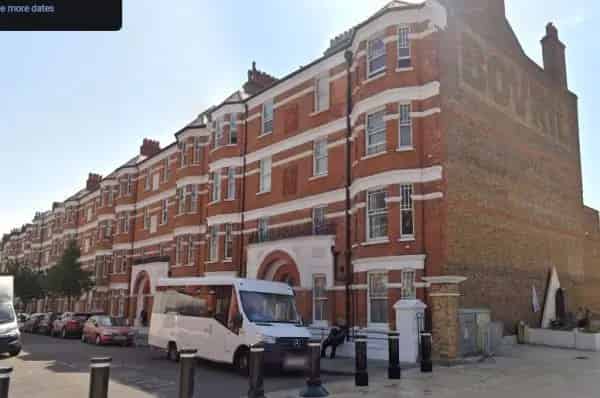 3 Bedroom Victorian Flat Near Windrush Square Brixton