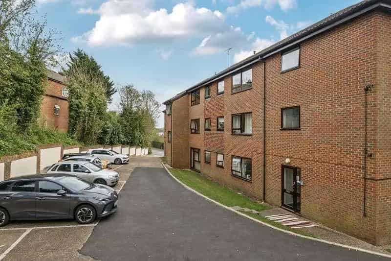 1 Bed Flat for Sale High Wycombe
