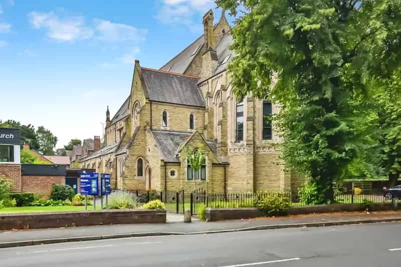 Two Bedroom Apartment in Grade II Listed Building