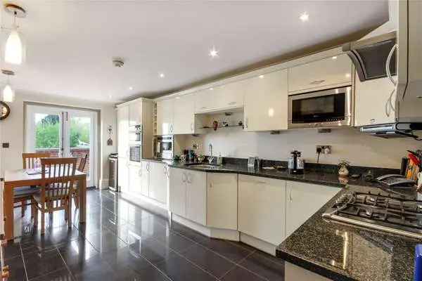 Swaylands House Apartment: Luxury Living in Historic Estate