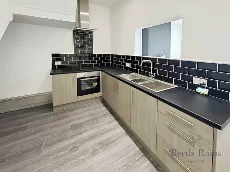 2 Bedroom Flat to Rent Liverpool Merseyside L4