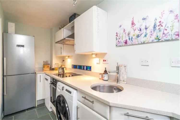 1 Bed House - End Terraced with 1 Reception Room