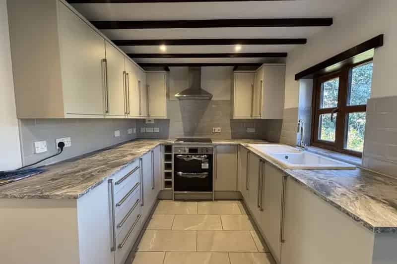 3 Bed House with Conservatory and Wood Burner Zero Deposit Available